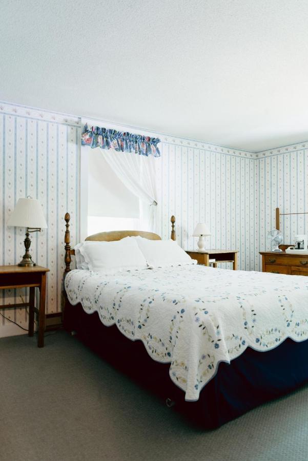 Carriage Barn Inn Keene Eksteriør bilde